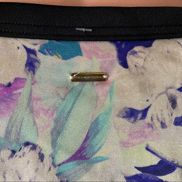 NWT Victoria's Secret One-Piece Strappy Monokini Tropical Mesh Swimsuit size L - Picture 9 of 16